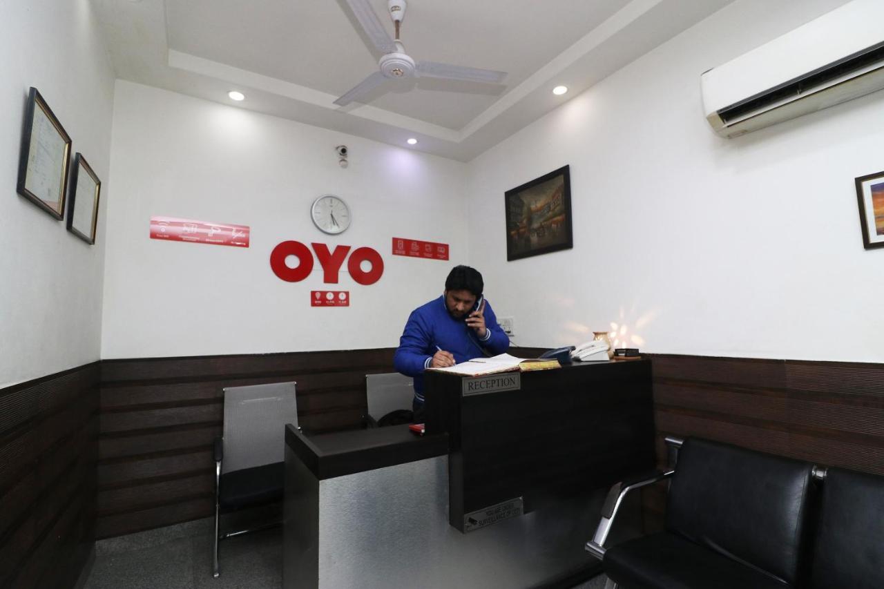 Oyo 18753 Hotel Glance Inn New Delhi Extérieur photo