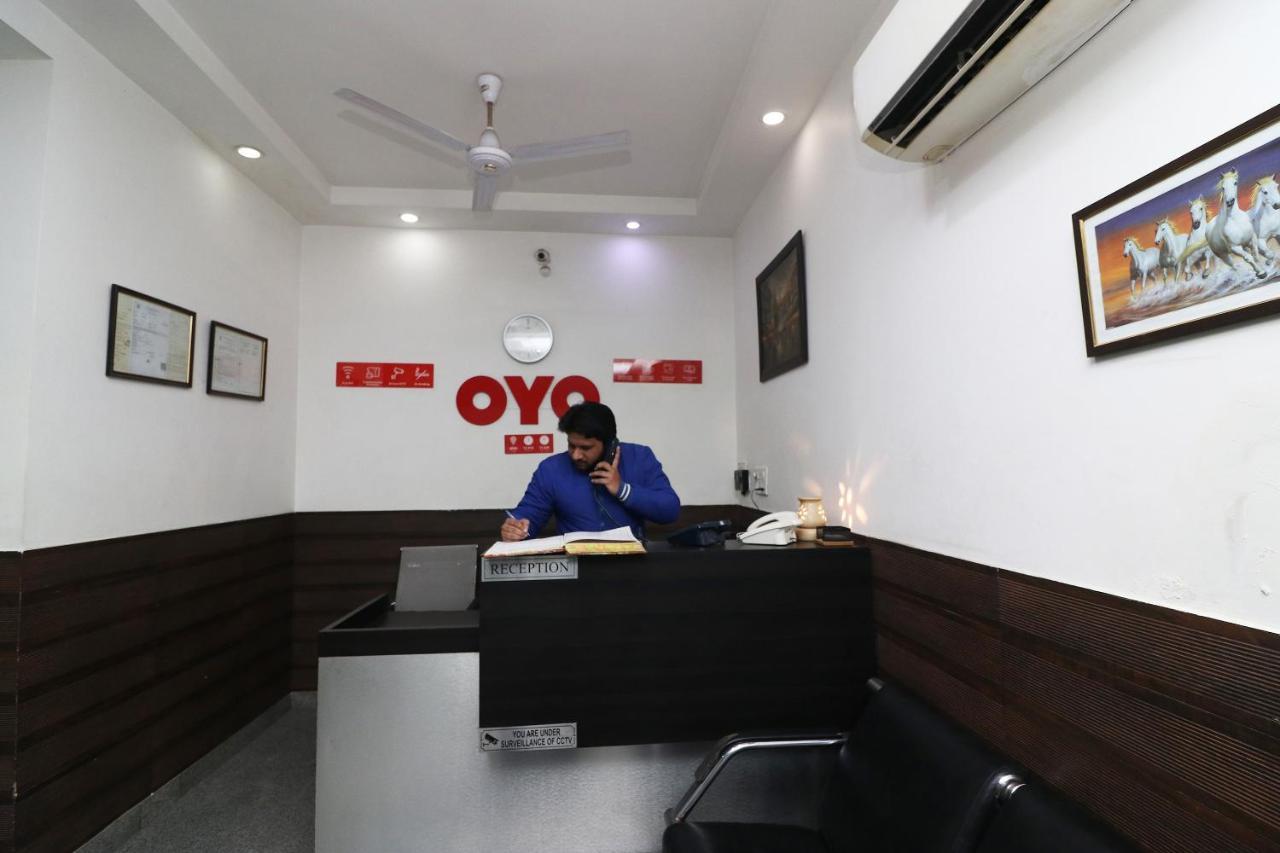 Oyo 18753 Hotel Glance Inn New Delhi Extérieur photo